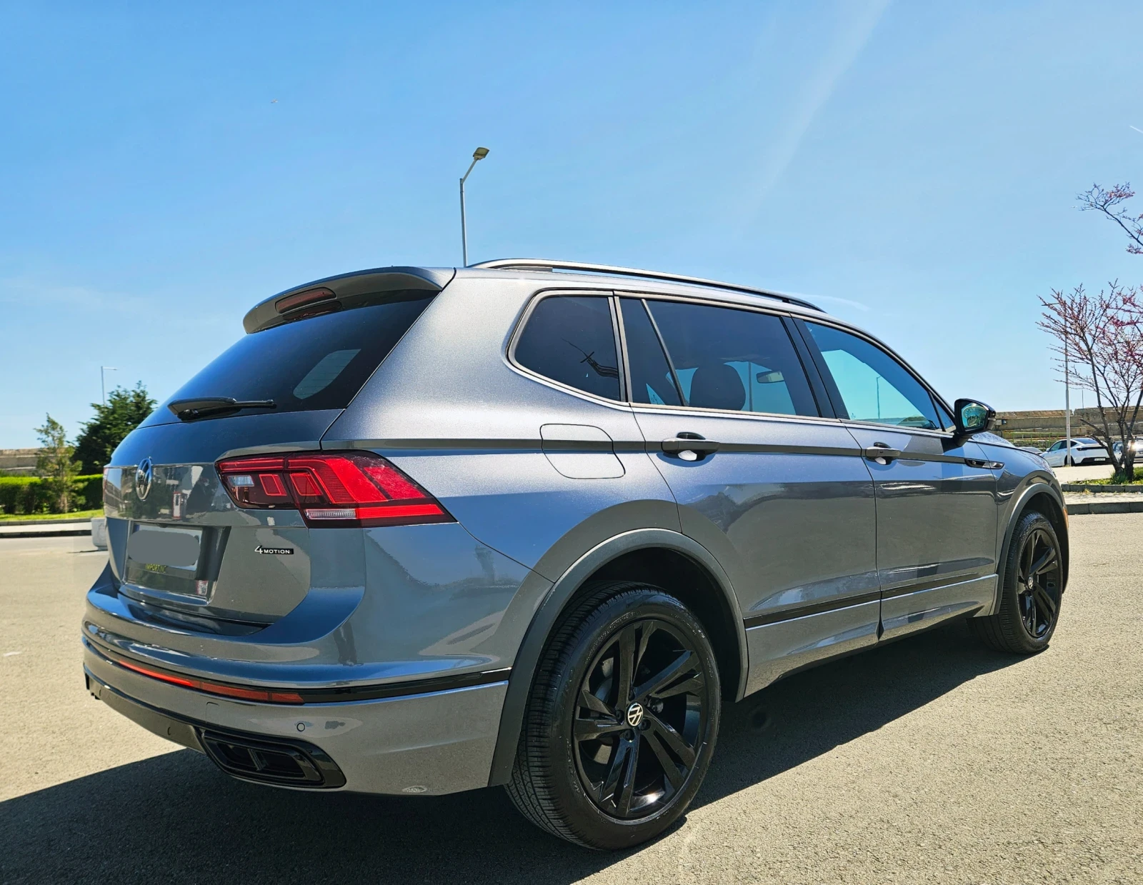 VW Tiguan R-line Black Edition, снимка 7 - Автомобили и джипове - 54370241