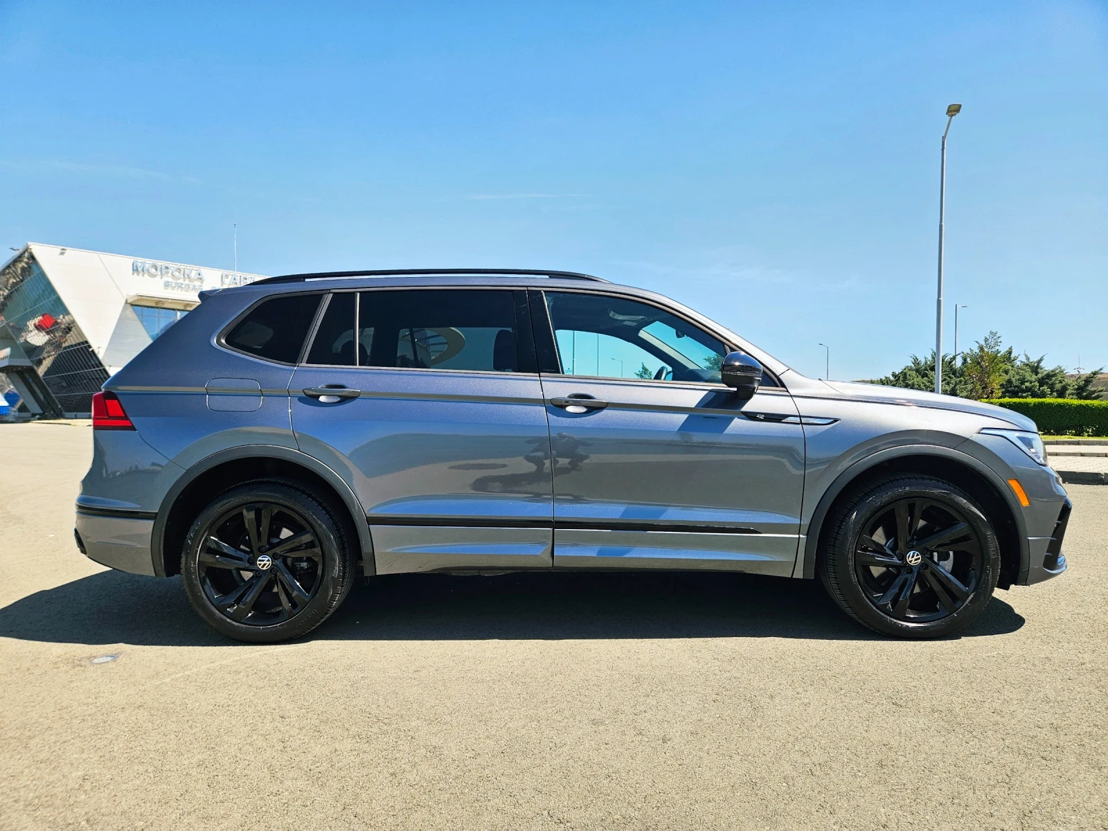 VW Tiguan R-line Black Edition, снимка 5 - Автомобили и джипове - 54370241