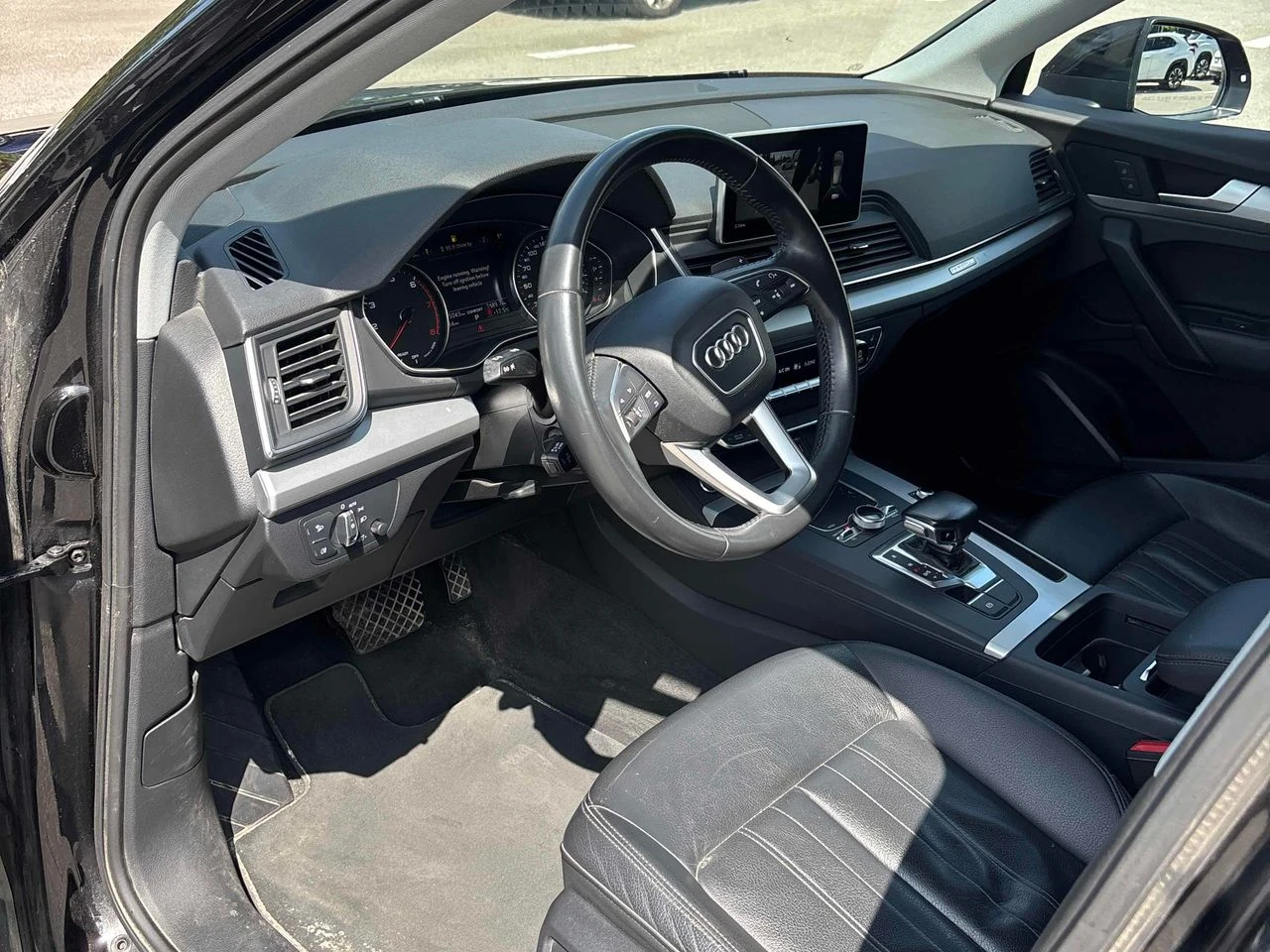 Audi Q5 Komfort, снимка 5 - Автомобили и джипове - 55800600