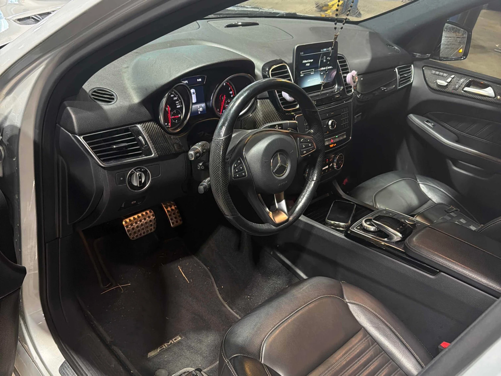 Mercedes-Benz GLE 43 AMG АВТОКРЕДИТ * ОТ ПРЕДСТАВИТЕЛСТВО , снимка 7 - Автомобили и джипове - 55928822