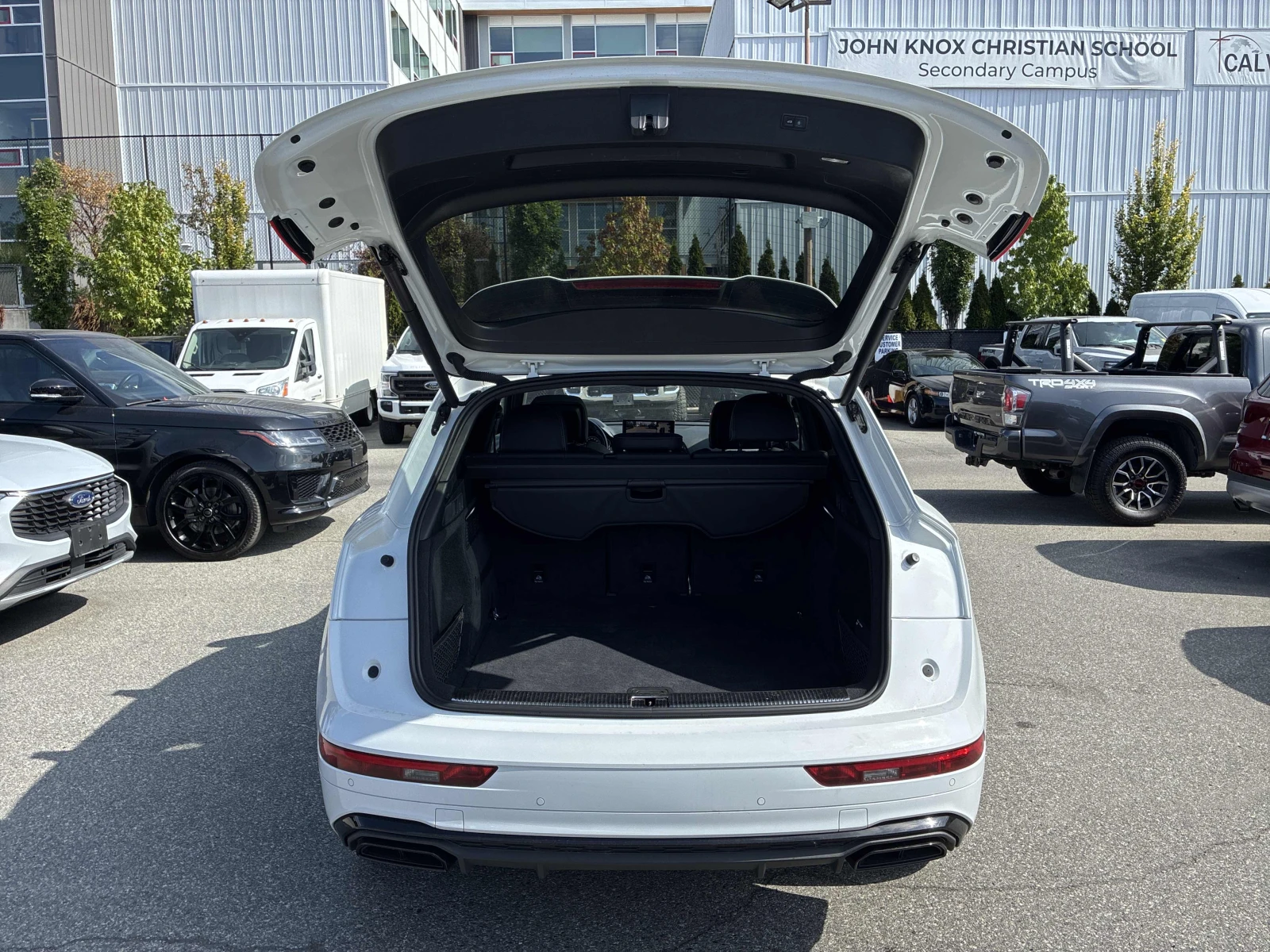 Audi Q5 TECHNIK / АВТОКРЕДИТ, снимка 7 - Автомобили и джипове - 56167170