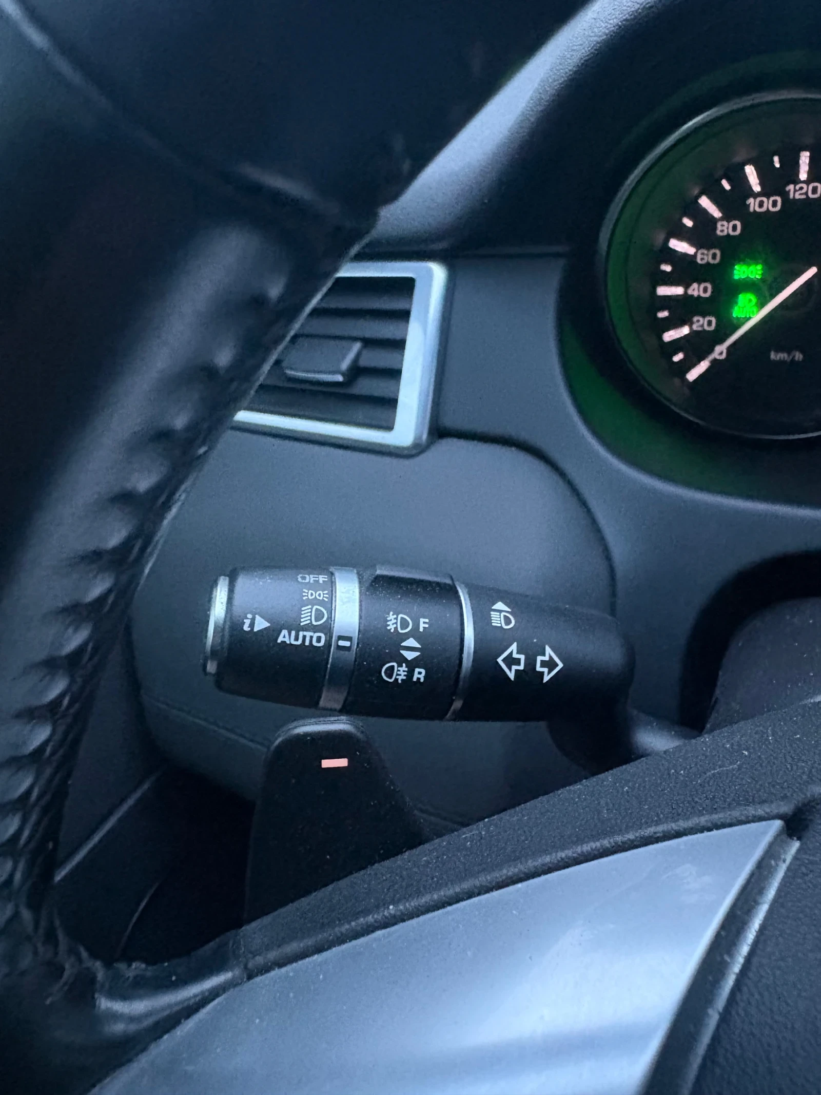 Land Rover Discovery Sport 4x4, снимка 12 - Автомобили и джипове - 56226792