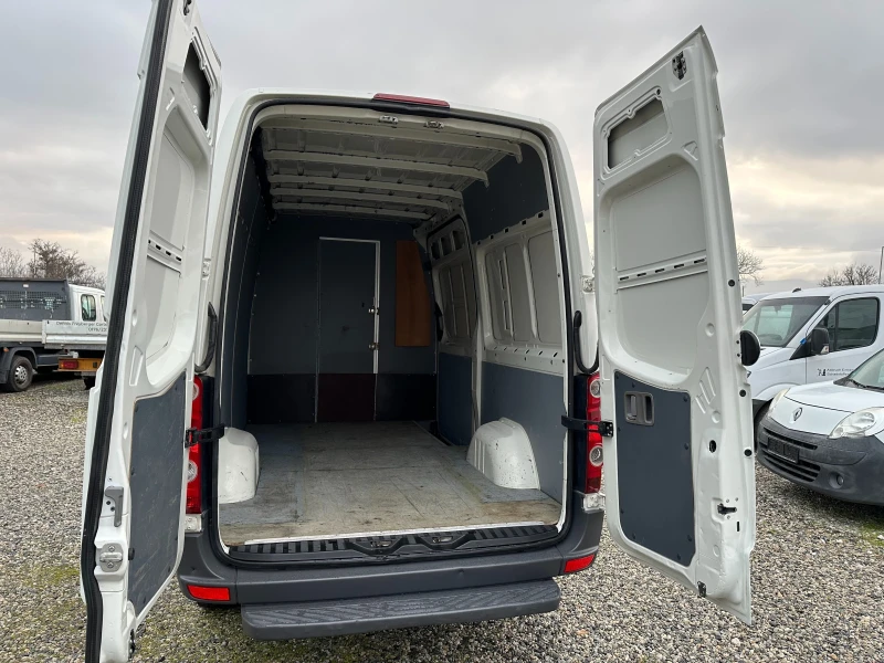 VW Crafter клима/темпомат, снимка 11 - Бусове и автобуси - 52883870