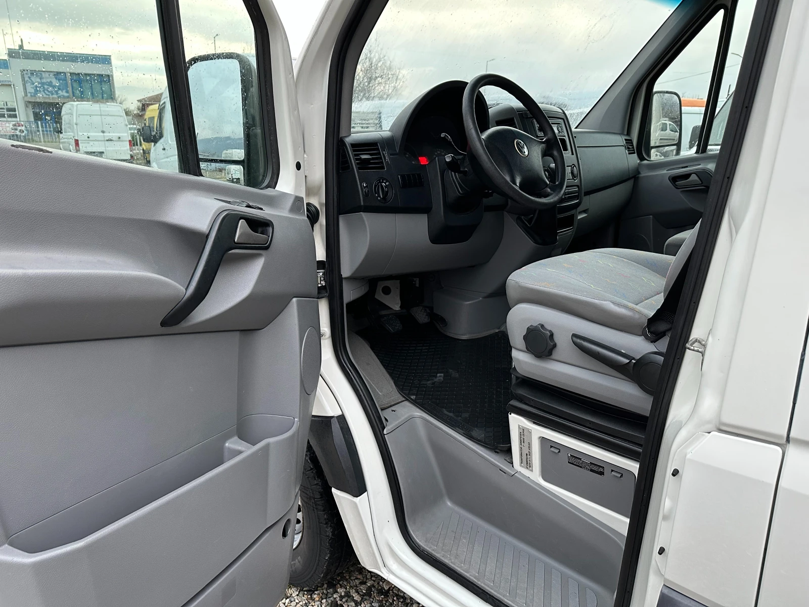 VW Crafter клима/темпомат - изображение 8