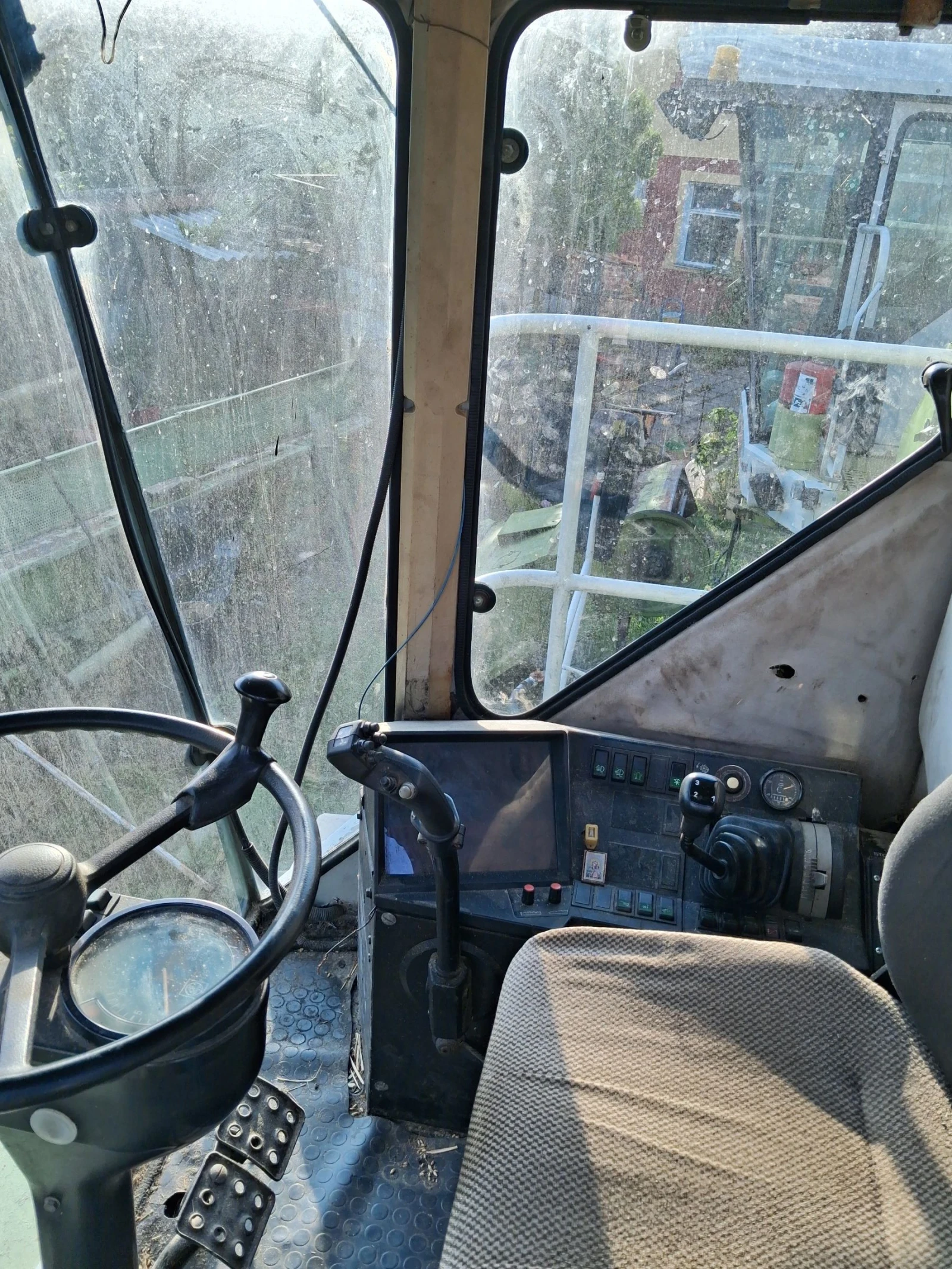 Комбайн Claas 108SL, снимка 11 - Селскостопанска техника - 55610673