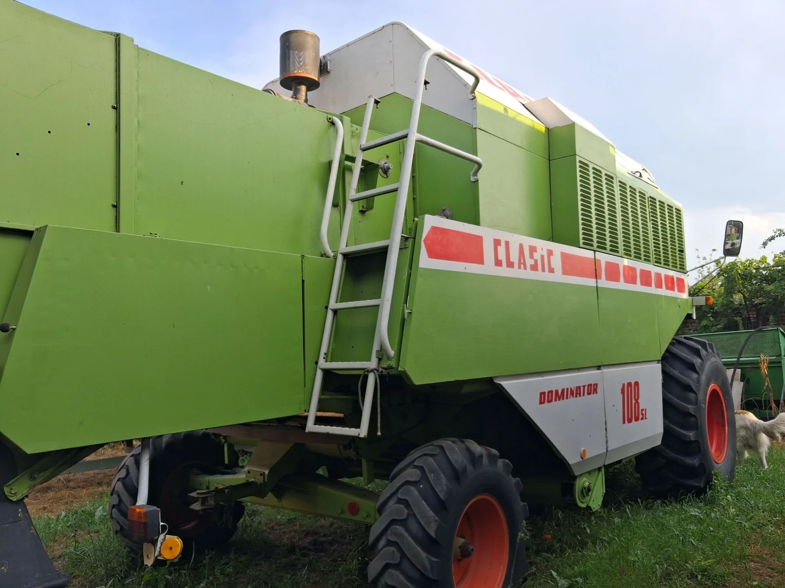 Комбайн Claas 108SL, снимка 4 - Селскостопанска техника - 55610673