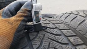 Гуми Зимни 235/65R17, снимка 7