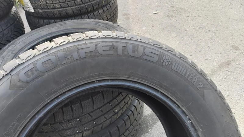 Гуми Зимни 235/65R17, снимка 11 - Гуми и джанти - 27417927