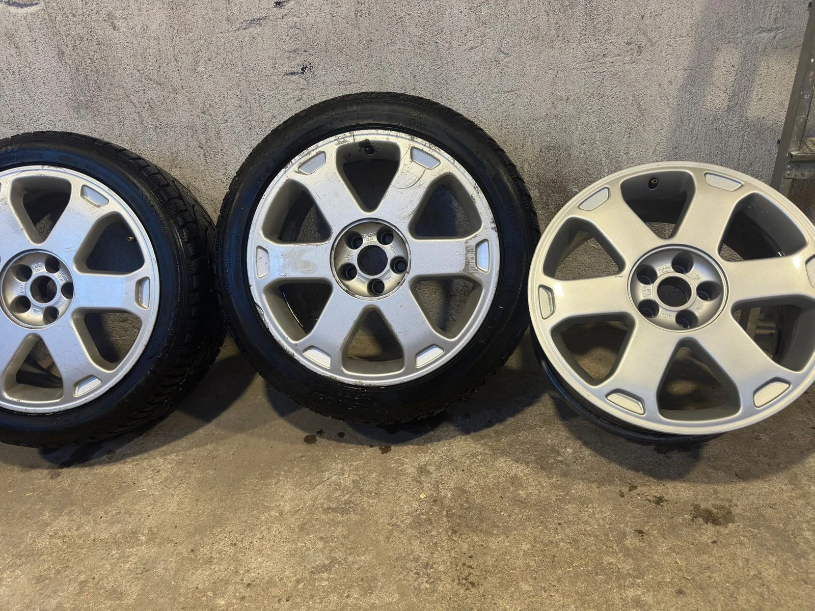 Гуми с джанти Riken 225/45R17, снимка 2 - Гуми и джанти - 53725979