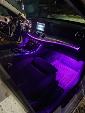 Mercedes-Benz E 220, снимка 9