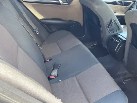 Mercedes-Benz C 200, снимка 13