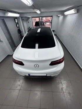 Mercedes-Benz E 220, снимка 12