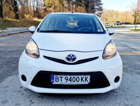 Toyota Aygo 1.0i* Автомат* Климатик* 90хил.км, снимка 3