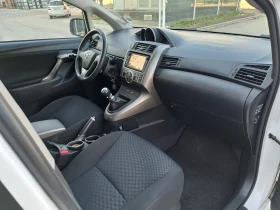 Toyota Corolla verso 2, 0/ НАВИГАЦИЯ, КАМЕРА, снимка 6