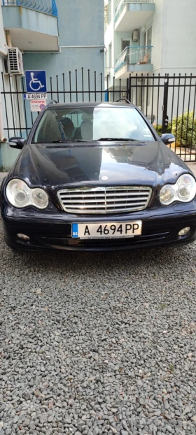     Mercedes-Benz C 220