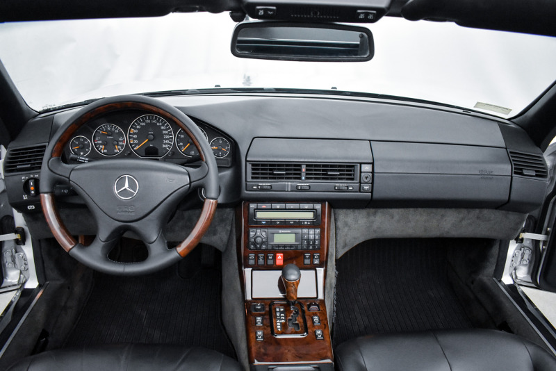 Mercedes-Benz SL 500 AMG пакет, снимка 11 - Автомобили и джипове - 45358028