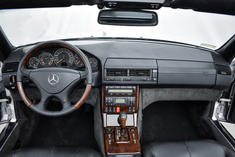 Mercedes-Benz SL 500 AMG пакет, снимка 11 - Автомобили и джипове - 47302449