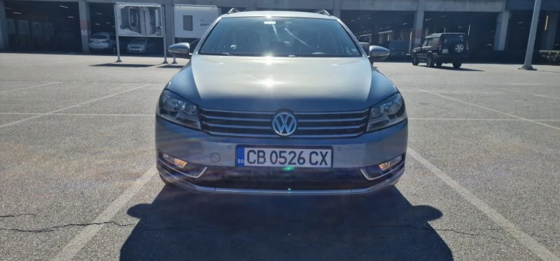 VW Passat, снимка 1 - Автомобили и джипове - 49173737