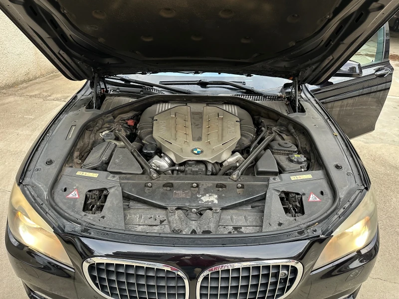 BMW 750 Li Individual Full, снимка 17 - Автомобили и джипове - 47633169