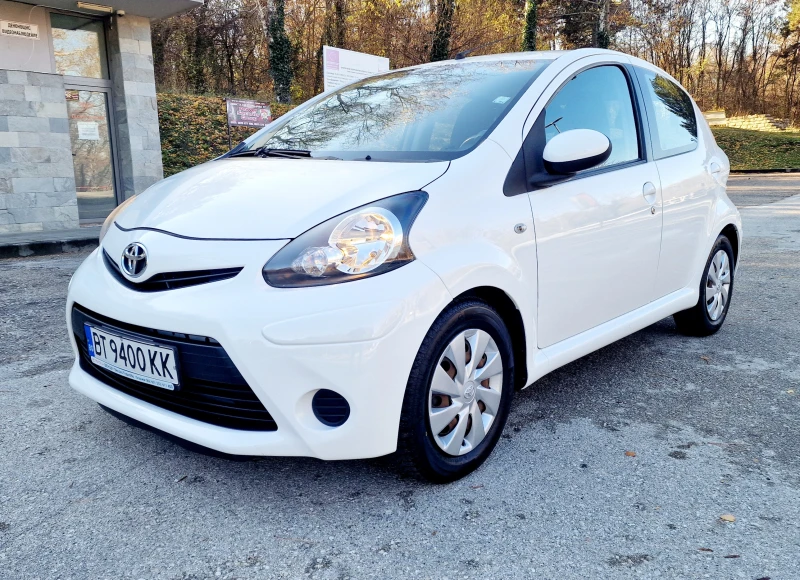 Toyota Aygo 1.0i* Автомат* Климатик* 90хил.км, снимка 1 - Автомобили и джипове - 48111668