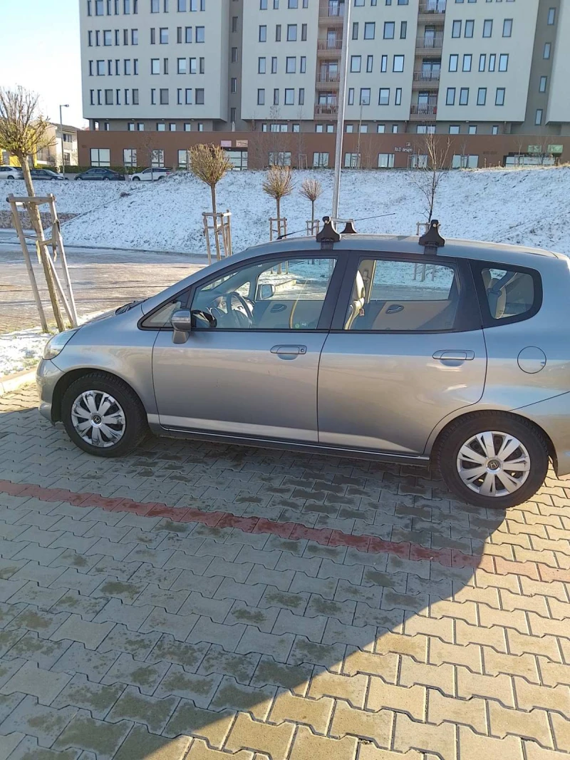 Honda Jazz, снимка 6 - Автомобили и джипове - 48200884