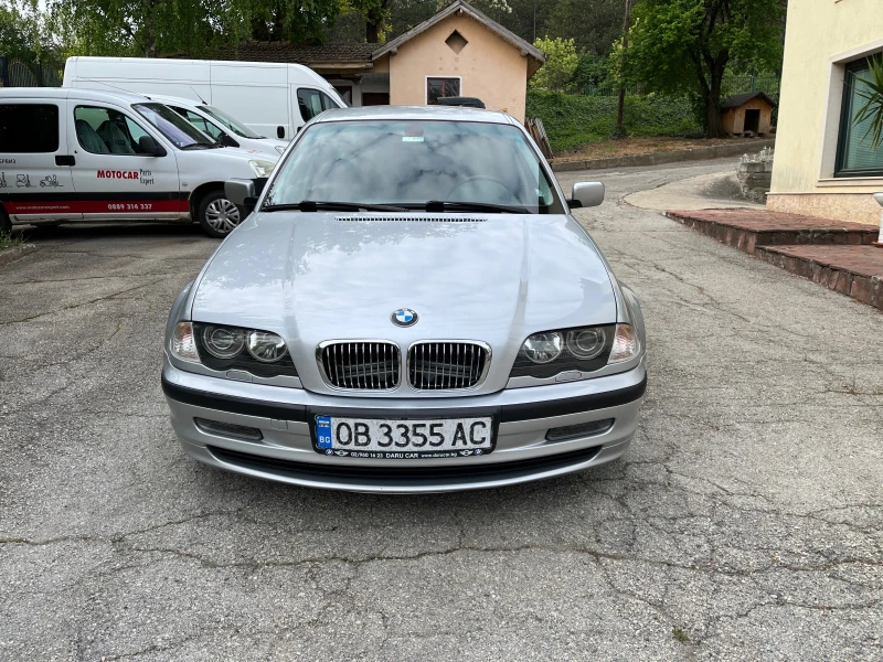 BMW 320, снимка 2 - Автомобили и джипове - 48614278