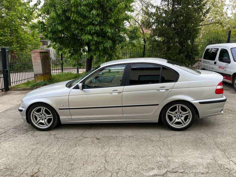 BMW 320, снимка 8 - Автомобили и джипове - 48614278