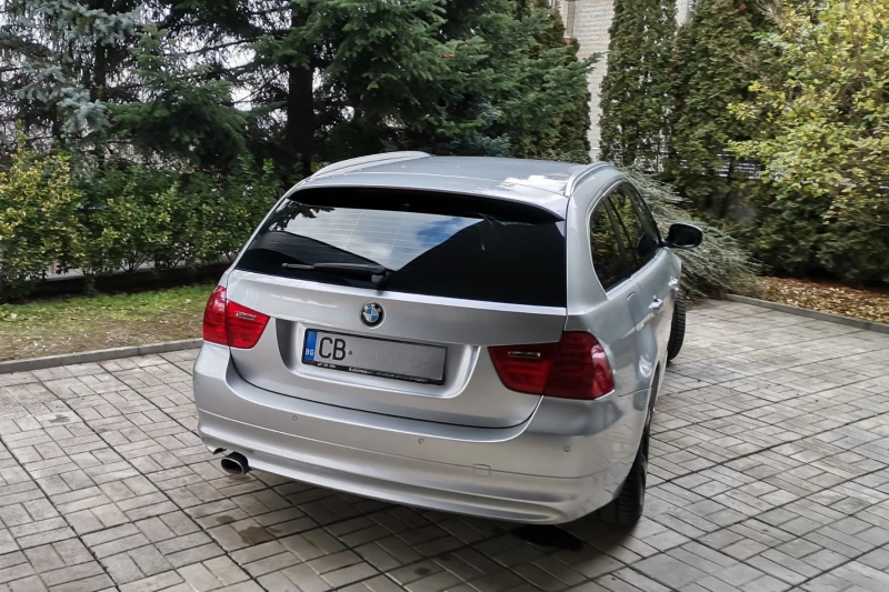 BMW 320 xdrive, снимка 3 - Автомобили и джипове - 48700102