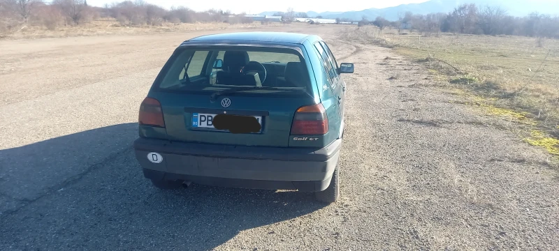 VW Golf, снимка 4 - Автомобили и джипове - 48740231