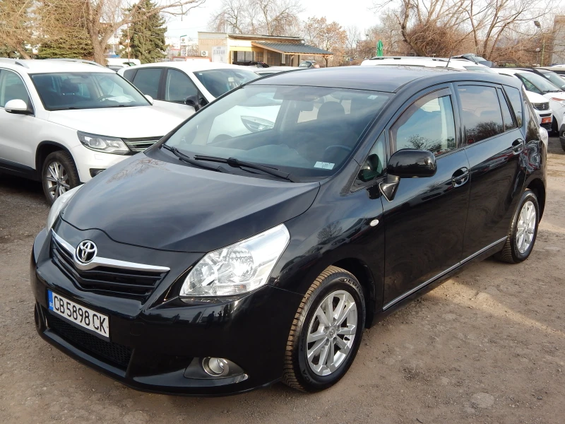 Toyota Verso 2.0D4D* 7места* , снимка 1 - Автомобили и джипове - 49439202