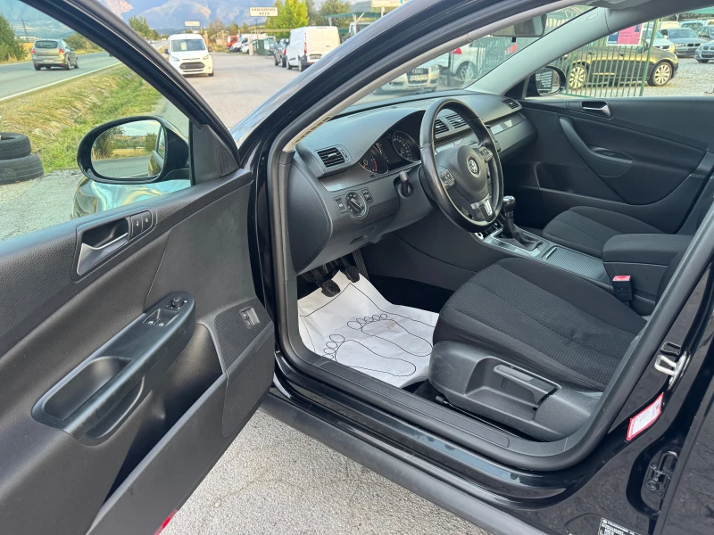 VW Passat 2.0TDi-NAVI COMMON RAIL, снимка 8 - Автомобили и джипове - 51671112