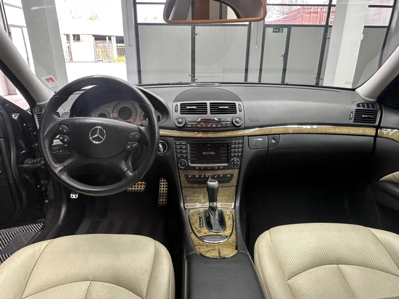 Mercedes-Benz E 320 CDI, снимка 7 - Автомобили и джипове - 52478378