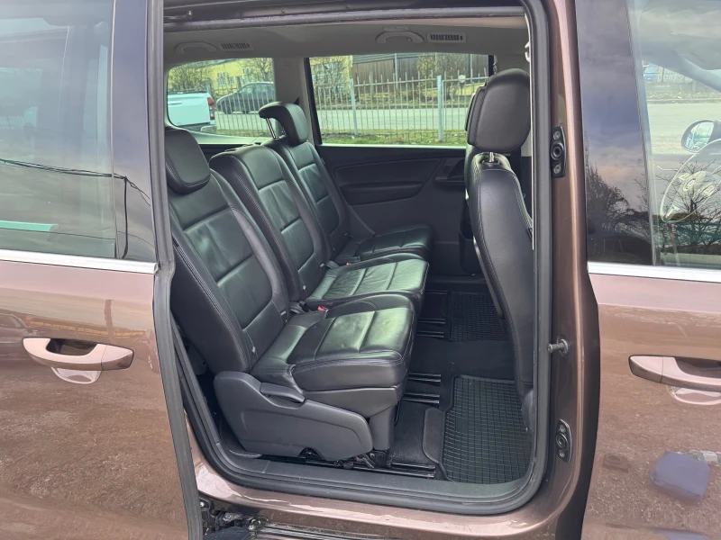 VW Sharan  2.0tdi 170kc.c* DSG* Panorama* High-line* , снимка 13 - Автомобили и джипове - 52448852