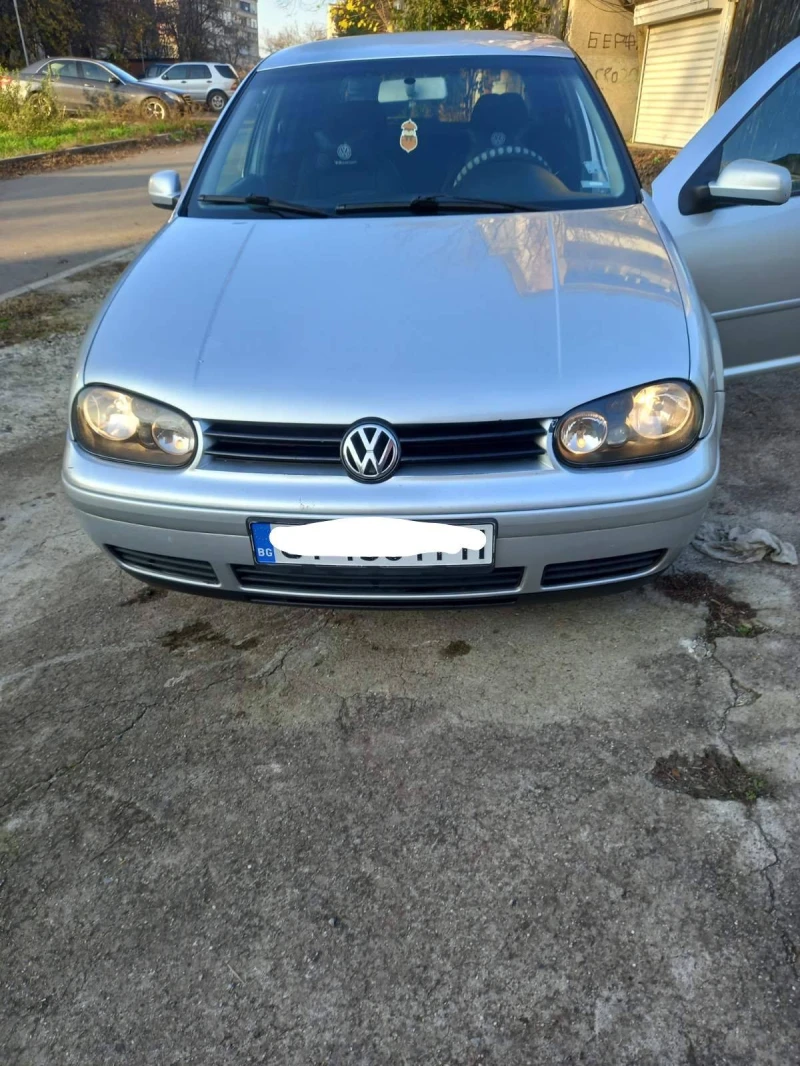 VW Golf, снимка 17 - Автомобили и джипове - 52755170