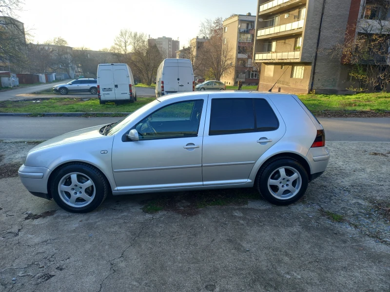 VW Golf, снимка 13 - Автомобили и джипове - 52755170