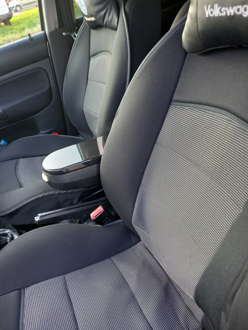 VW Golf, снимка 16 - Автомобили и джипове - 52755170