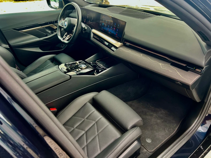 BMW 520 D XDRIVE М-пакет /03/2024г. ОЧАКВАН ВНОС , снимка 11 - Автомобили и джипове - 52961978