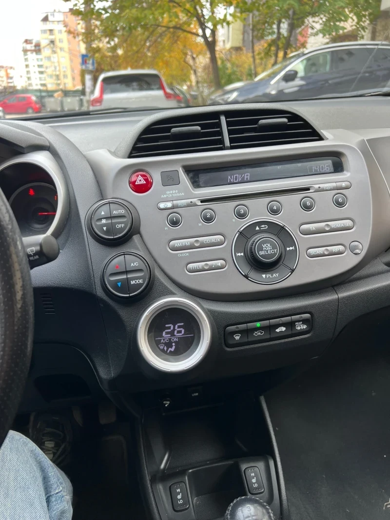 Honda Jazz 1.4 I-VITEC - изображение 8
