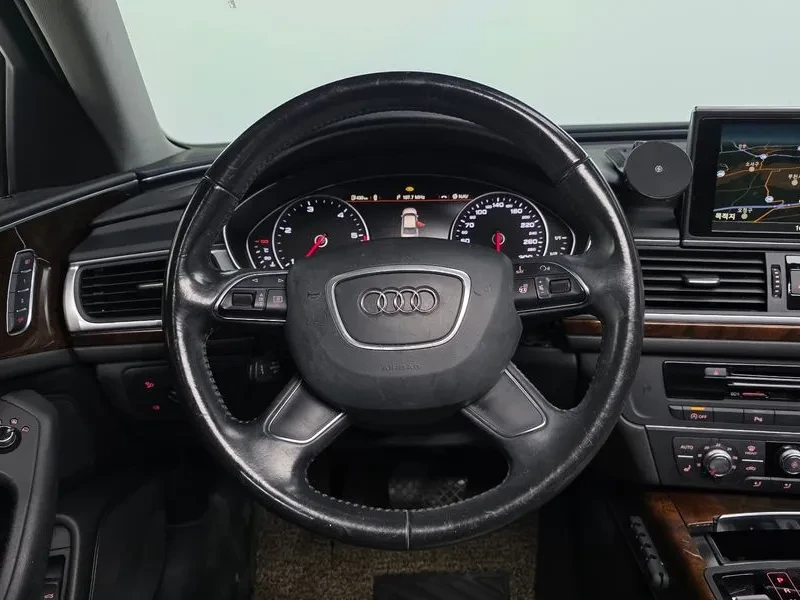 Audi A6 3.0 TDI Quattro, снимка 14 - Автомобили и джипове - 54560663