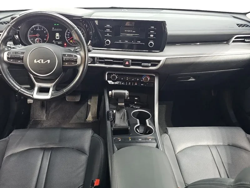Kia K5 2.0 заводска газ, снимка 7 - Автомобили и джипове - 56738740