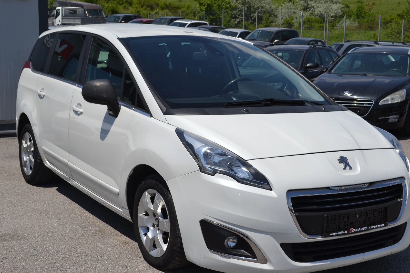 Peugeot 5008 2.0HDI - изображение 3