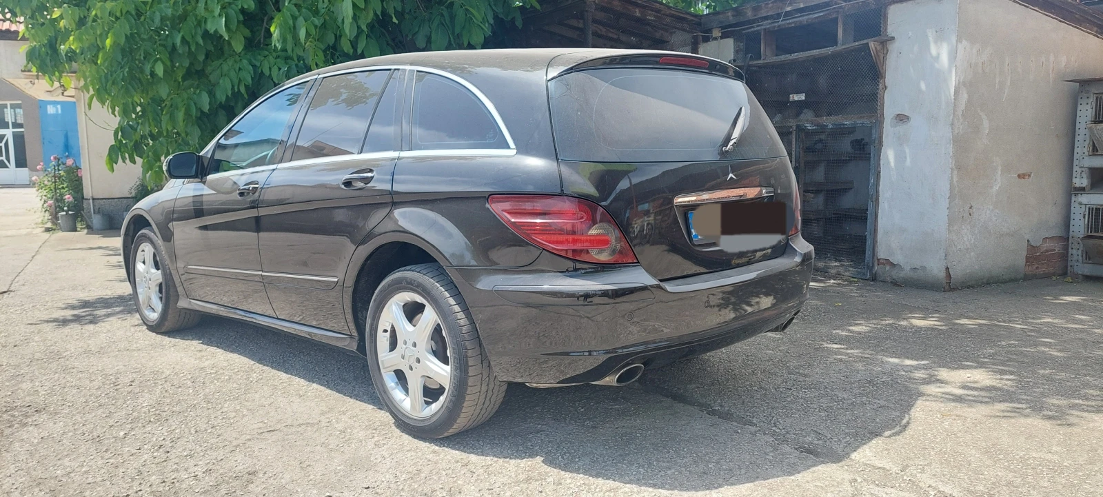 Mercedes-Benz R 320  - изображение 2