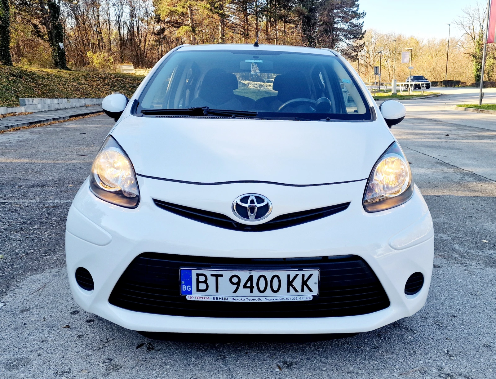 Toyota Aygo 1.0i* Автомат* Климатик* 90хил.км - изображение 3