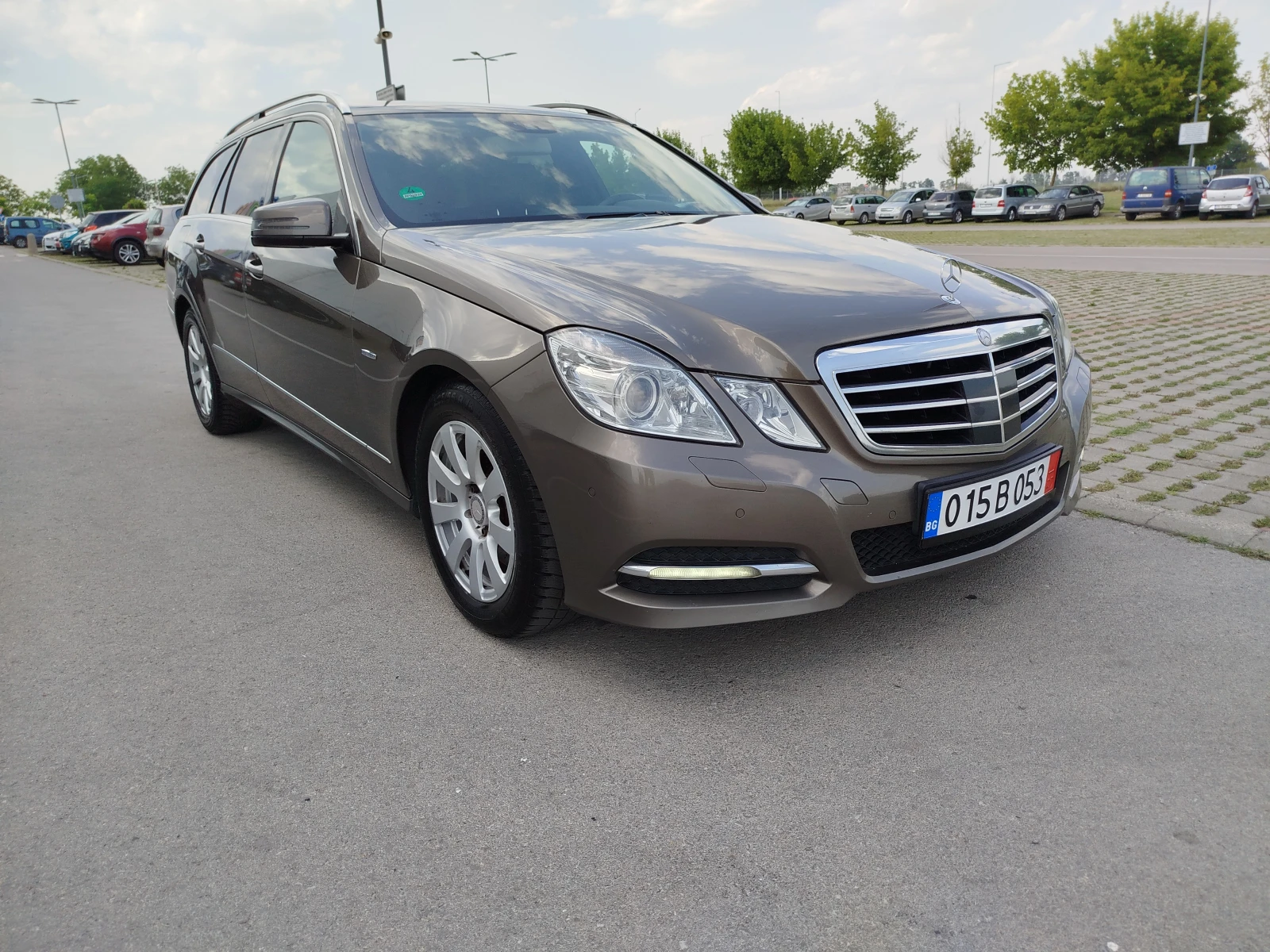 Mercedes-Benz E 250 Distronic-Xenon - изображение 8