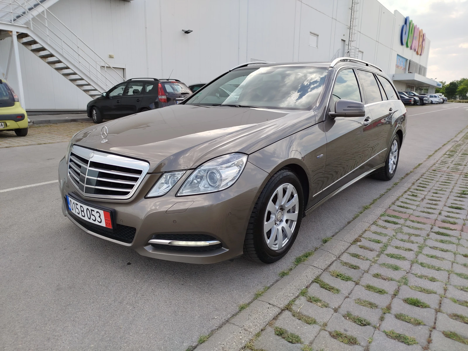 Mercedes-Benz E 250 Distronic-Xenon - изображение 2
