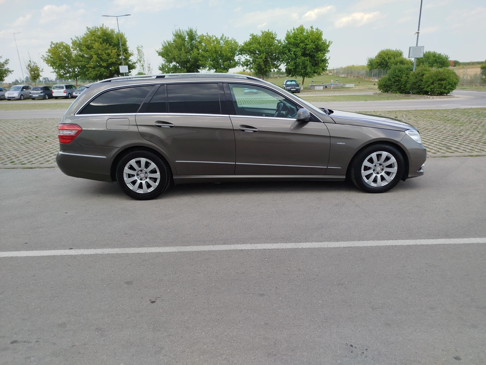 Mercedes-Benz E 250 Distronic-Xenon - изображение 7
