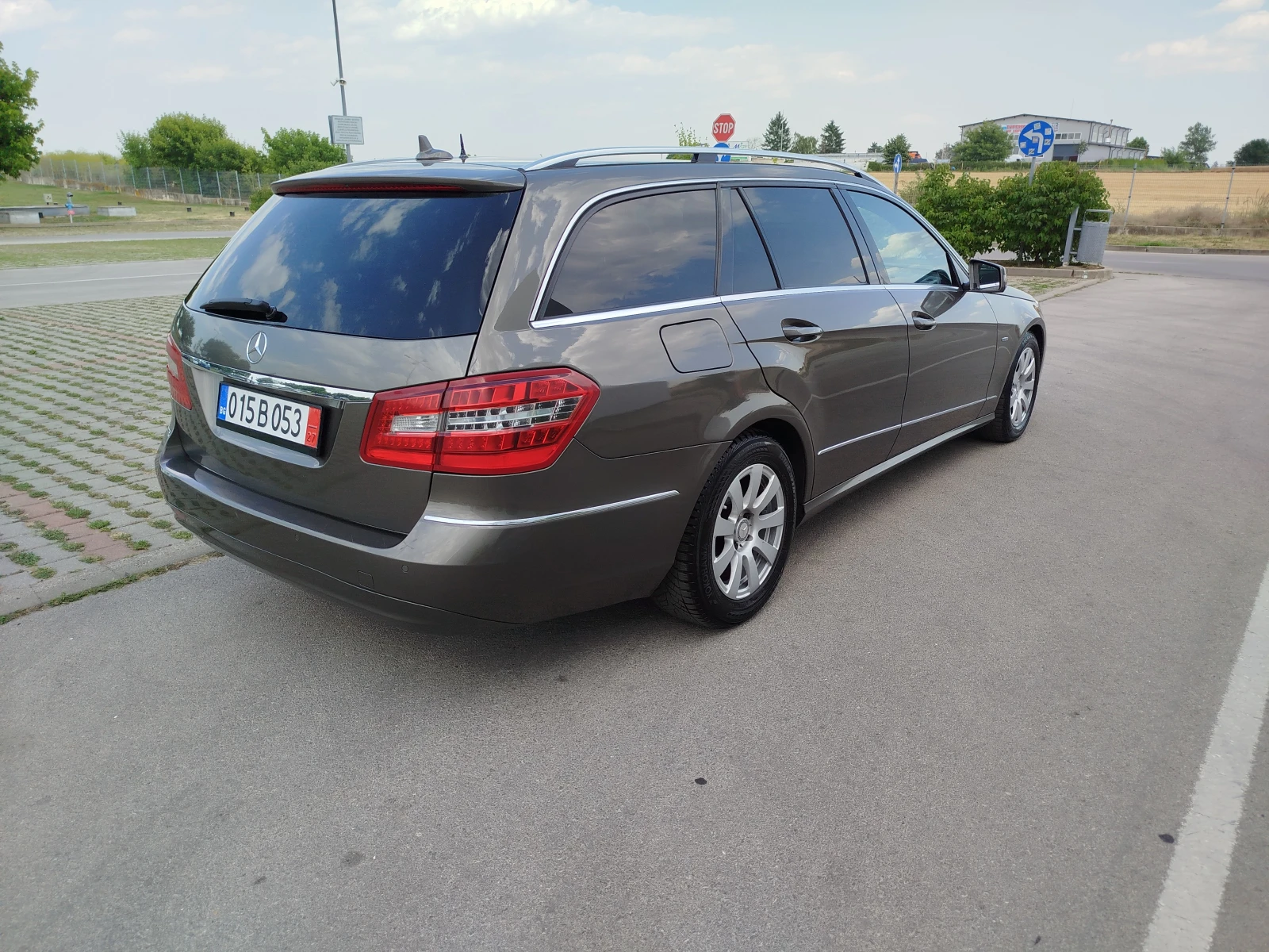 Mercedes-Benz E 250 Distronic-Xenon - изображение 6