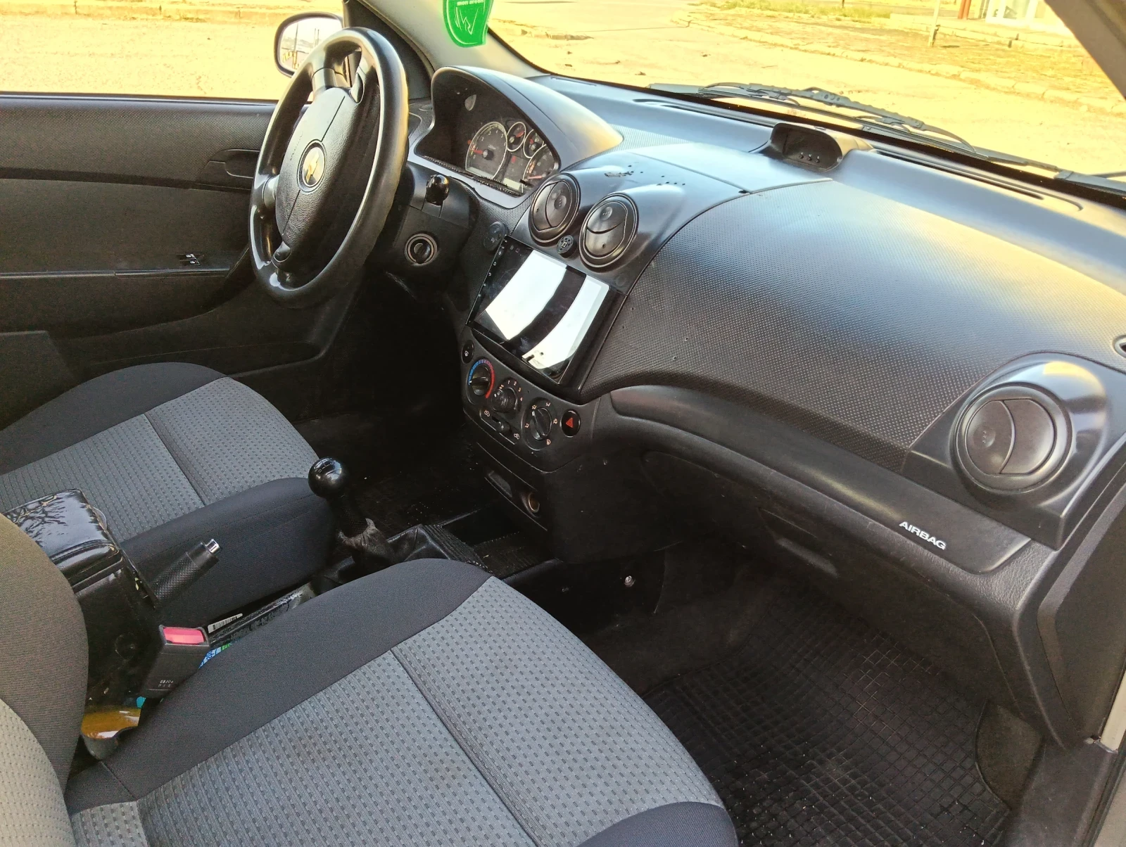 Chevrolet Aveo  - изображение 6