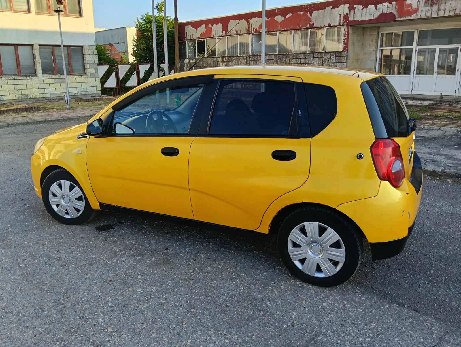 Chevrolet Aveo  - изображение 3