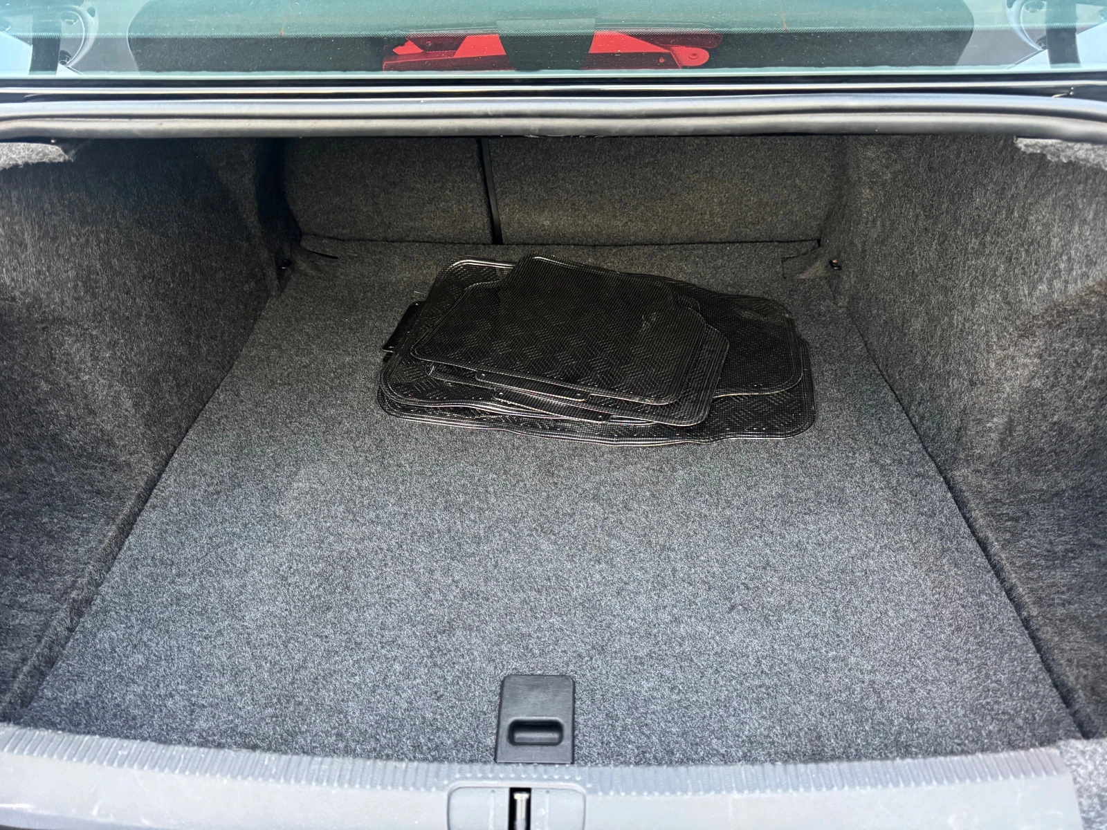 VW Passat 2.0TDi-NAVI | Mobile.bg — изображение 14